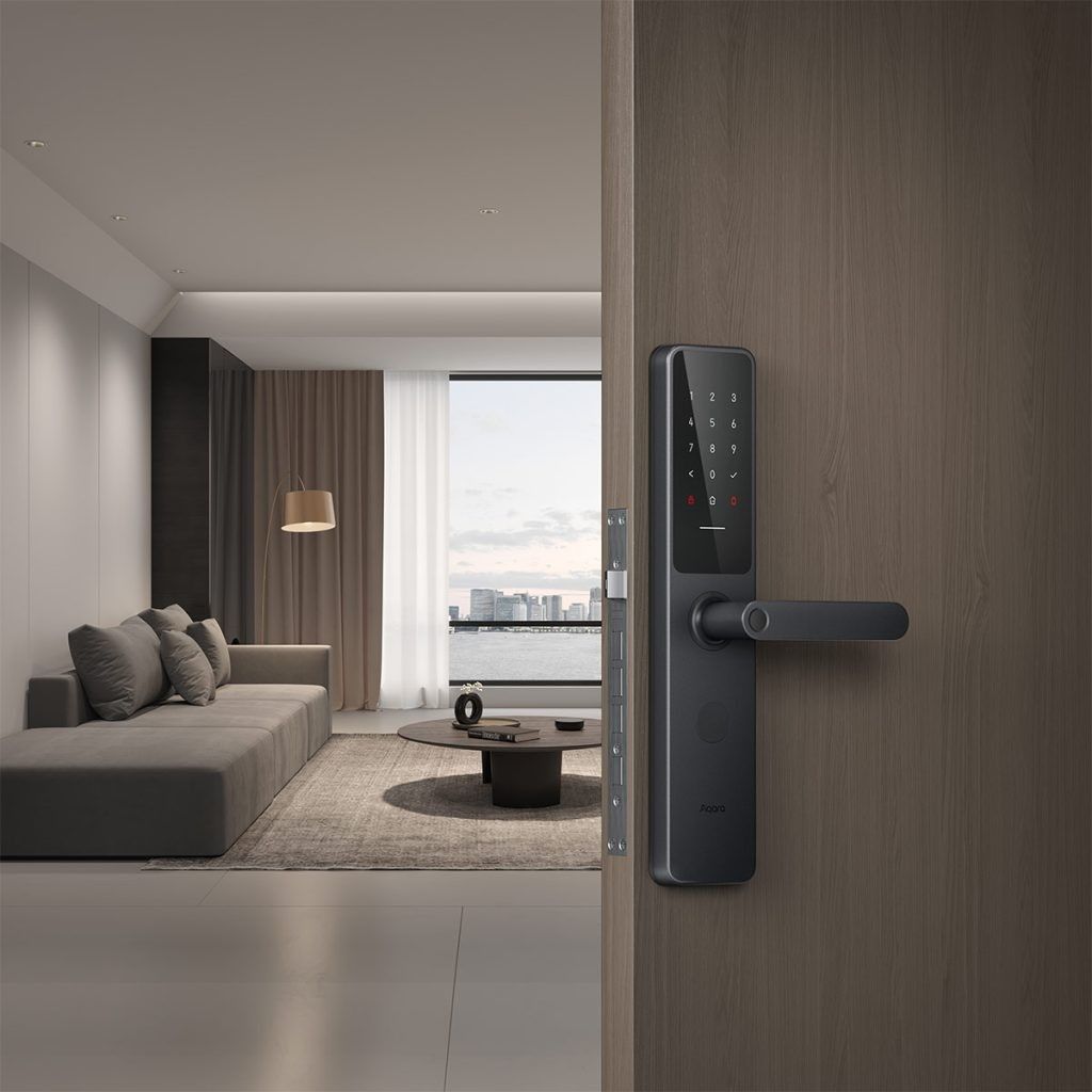 Smart apartment door lock for guest-friendly short-stay security